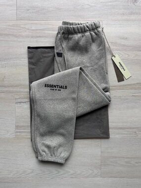Fear Of God Essentials Dark Oatmeal SS22 Cuffed Sweatpants
